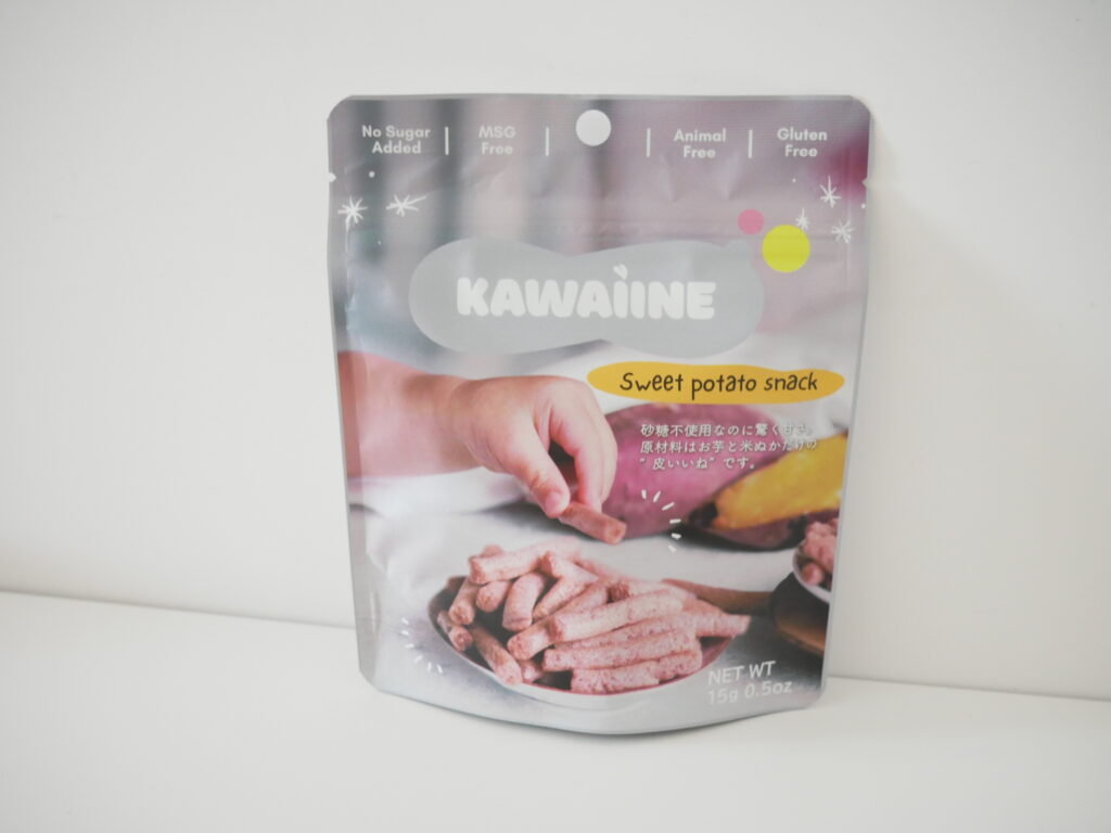 KAWAIINEのさつまいも皮スナック。砂糖・添加物不使用で自然な甘みが人気のスティックおやつ