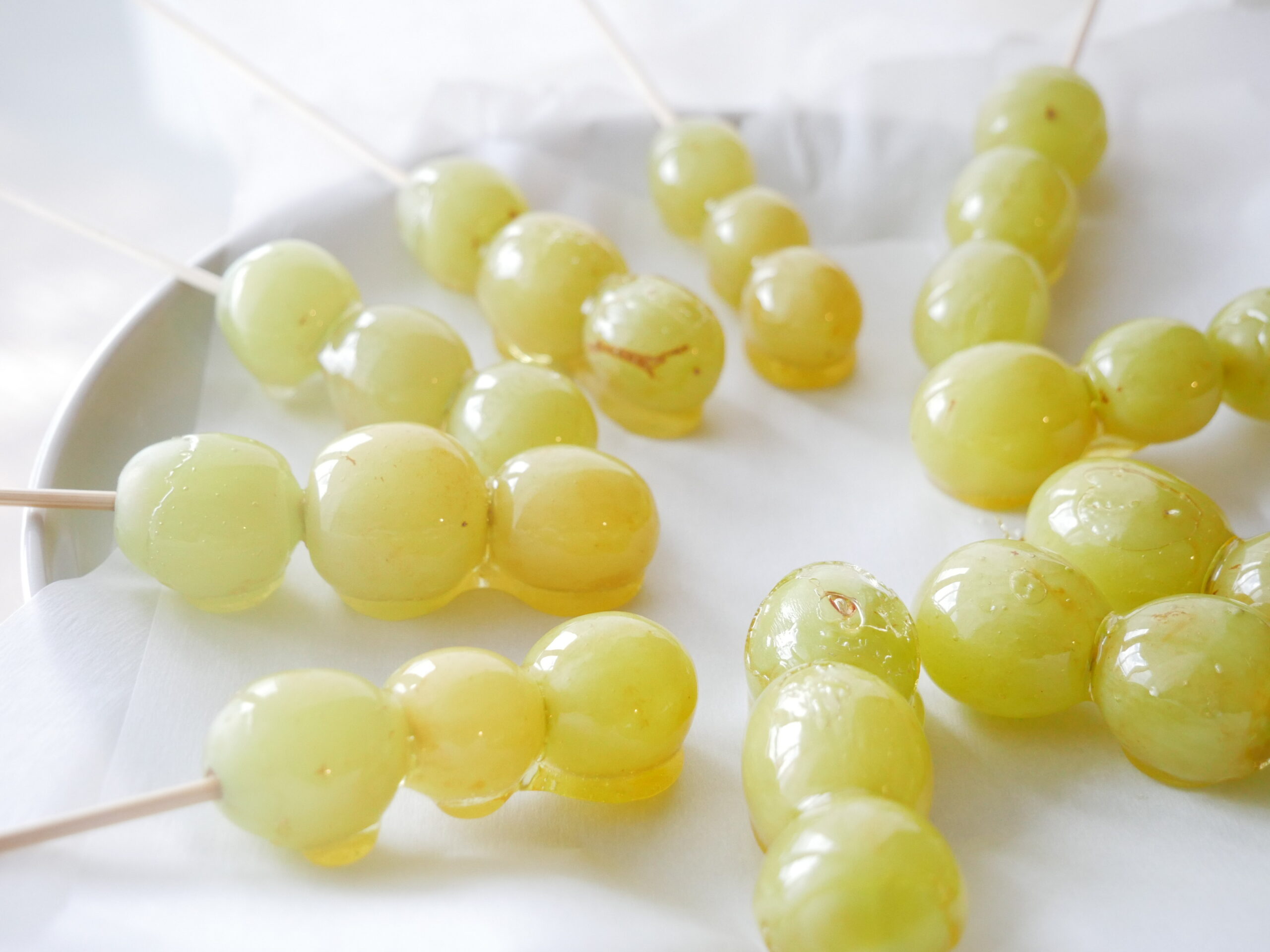 Homemade Crispy Grape Tanghulu with Costco Seedless Grapes