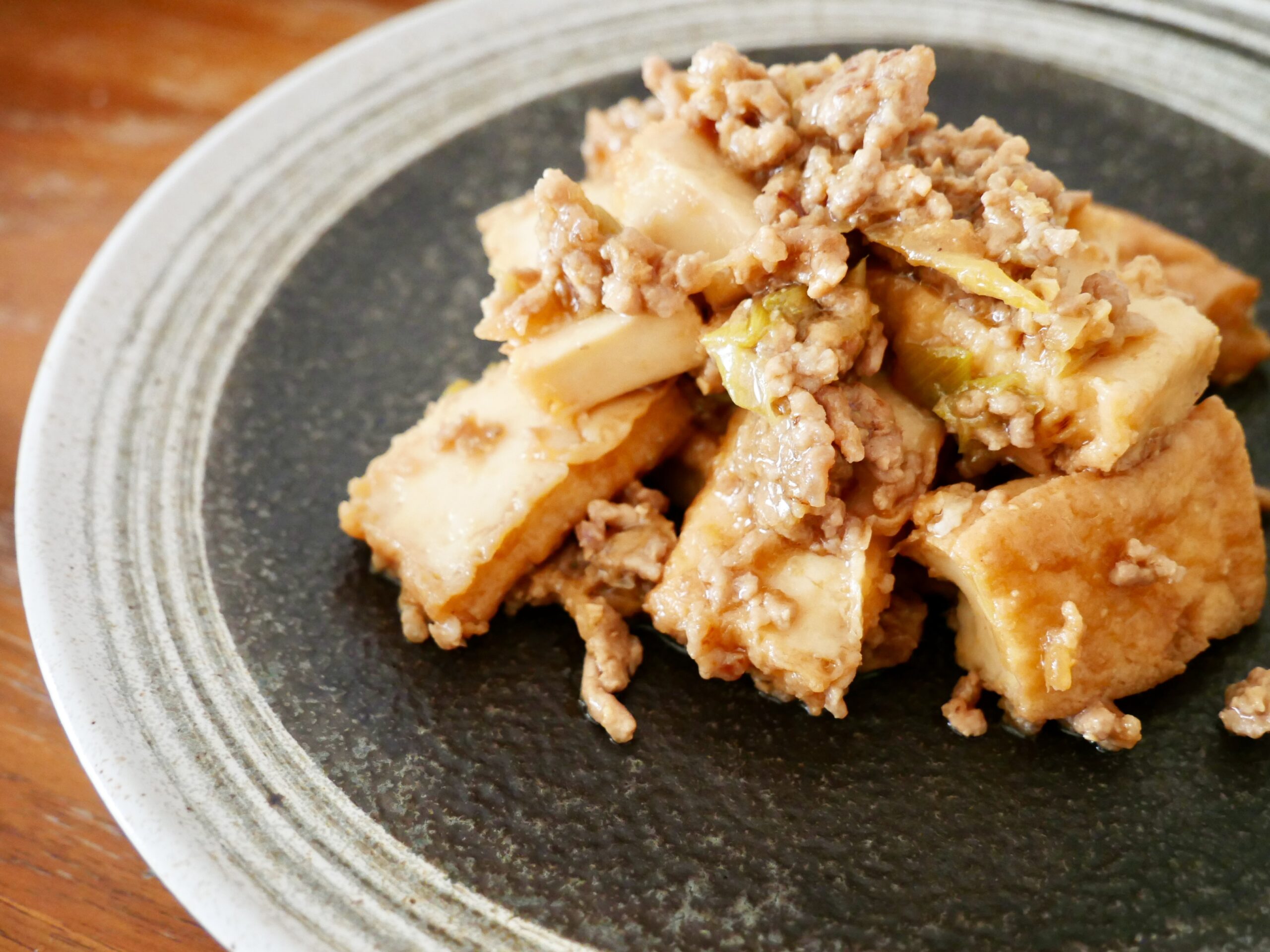 厚揚げと豚ひき肉のピリ辛味噌炒めの完成写真