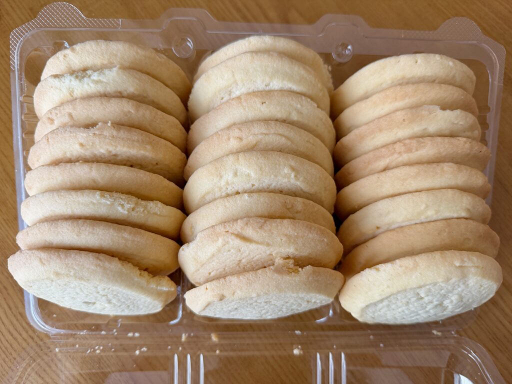 コストコのショートブレッド2025年版｜24枚入りのバターショートブレッド全体写真