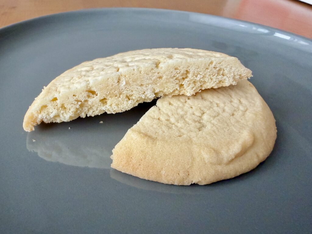 コストコ ショートブレッド 断面｜バターのコクが分かるサクサク食感