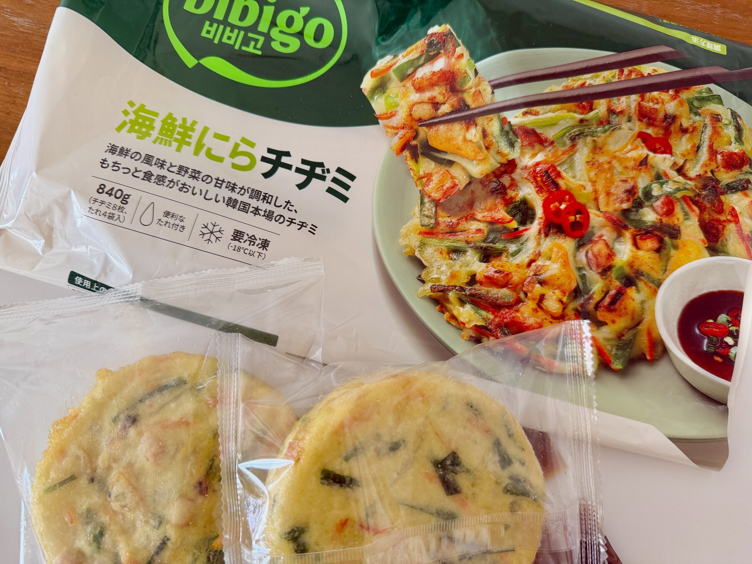 コストコ bibigo海鮮にらチヂミ パッケージと完成イメージ