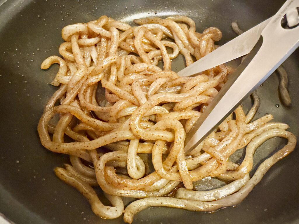 こんにゃく長かったら切る