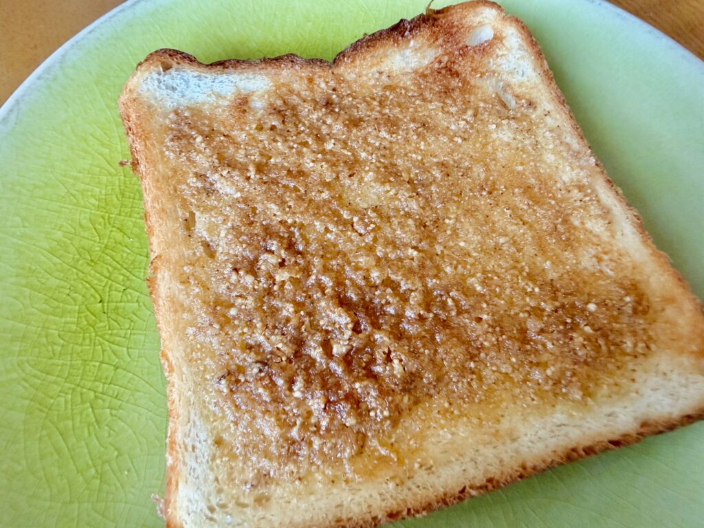 学校給食のセサミトースト完成