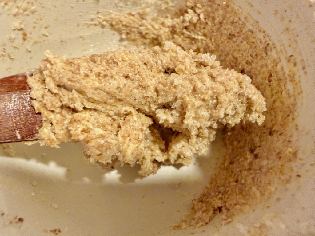 すりごま バター 砂糖を混ぜたセサミトーストペースト