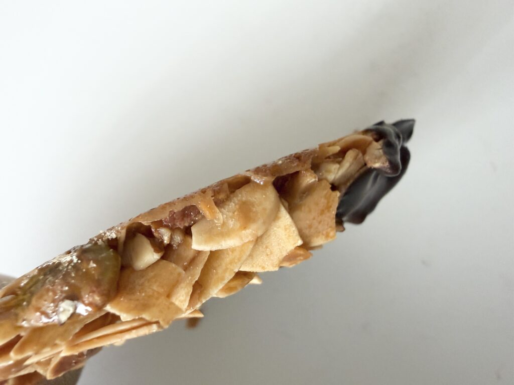 コストコ フロランタン 厚み 断面 食感のイメージ