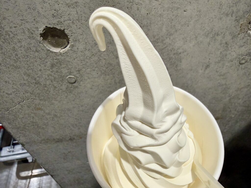 コストコ ソフトクリーム 濃厚 ミルク クリーミー アップ