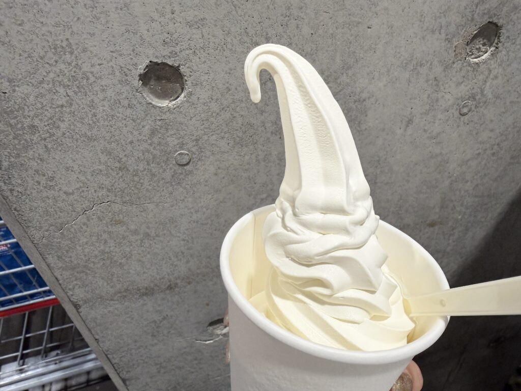 コストコ ソフトクリーム 北海道ミルク フードコート 実物写真