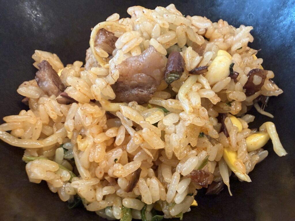 簡単ビビンバレシピ｜フライパンで作る焼肉のたれビビンバ