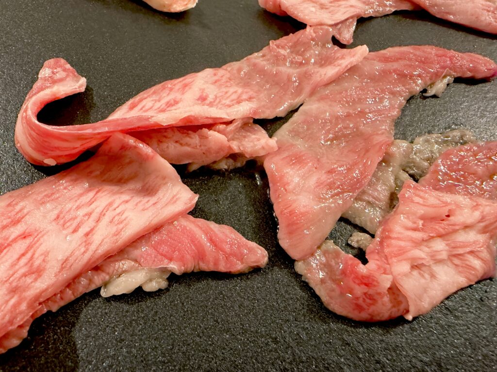 ホットプレートで牛肉を焼くペッパーランチ風レシピ