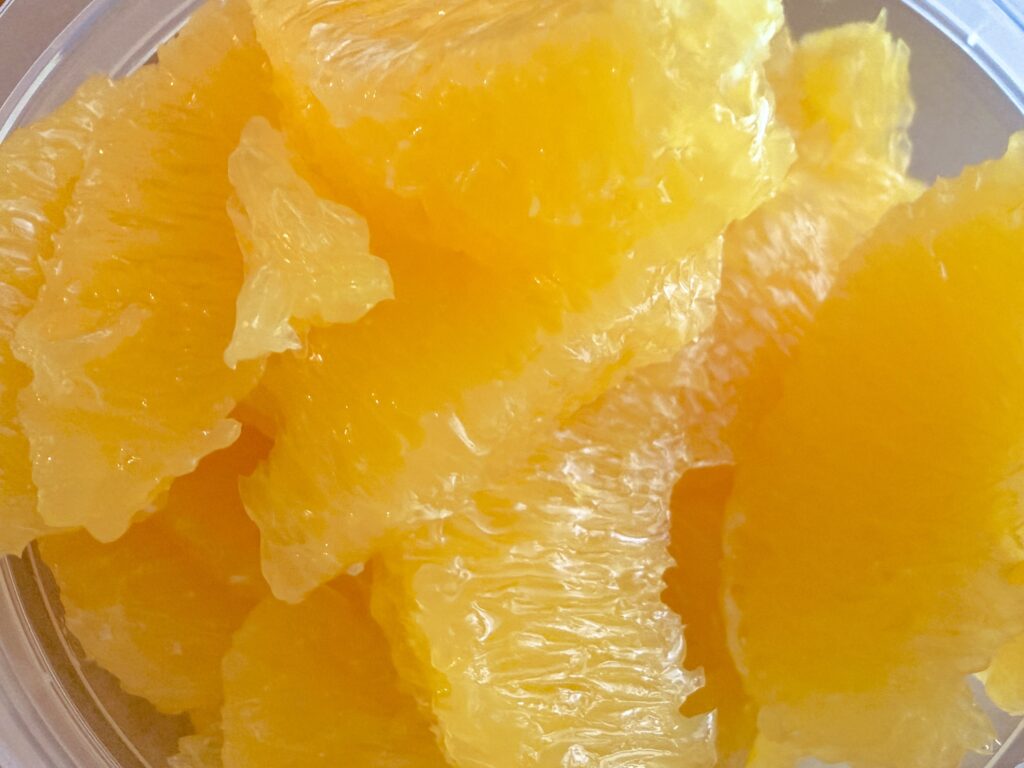 甘くてみずみずしいコストコのネーブルオレンジの果肉